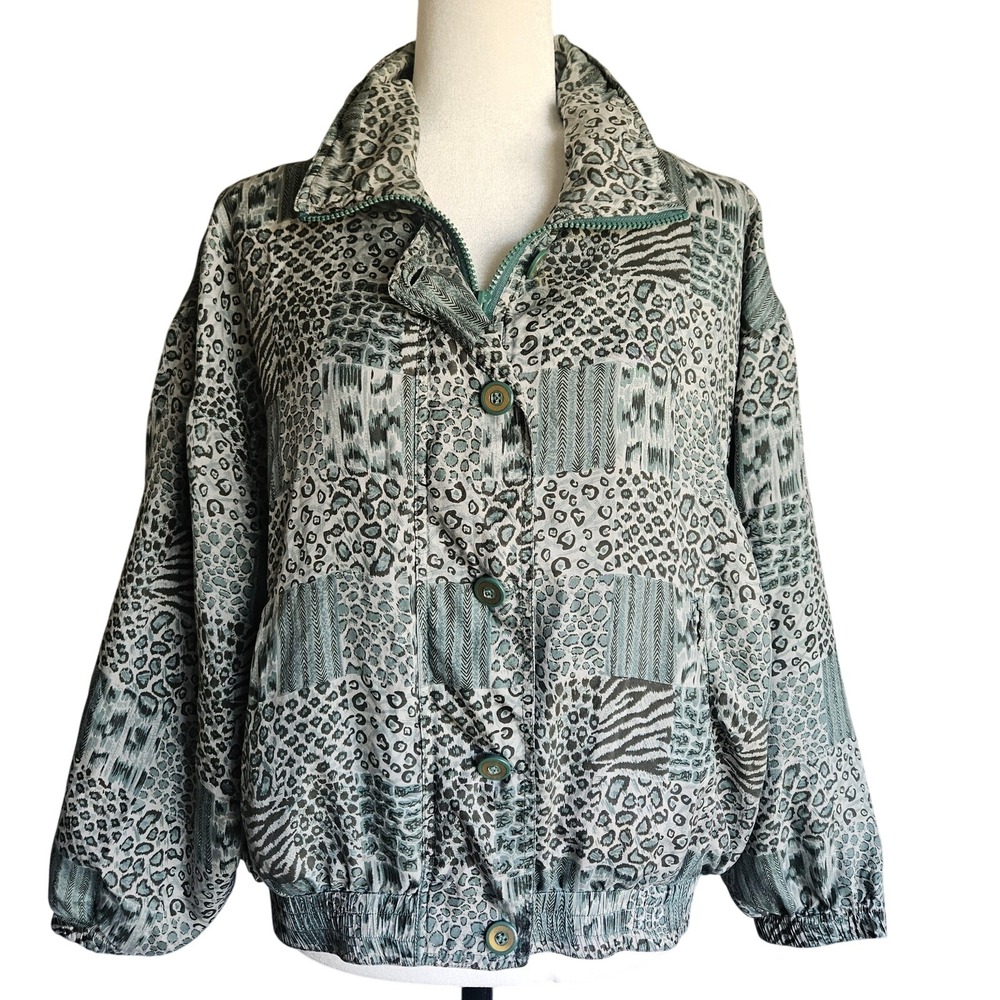 Vtg Stunt Petite Silk Bomber Jacket PM Green Animal Print Moto 80s‎ 90s Retro